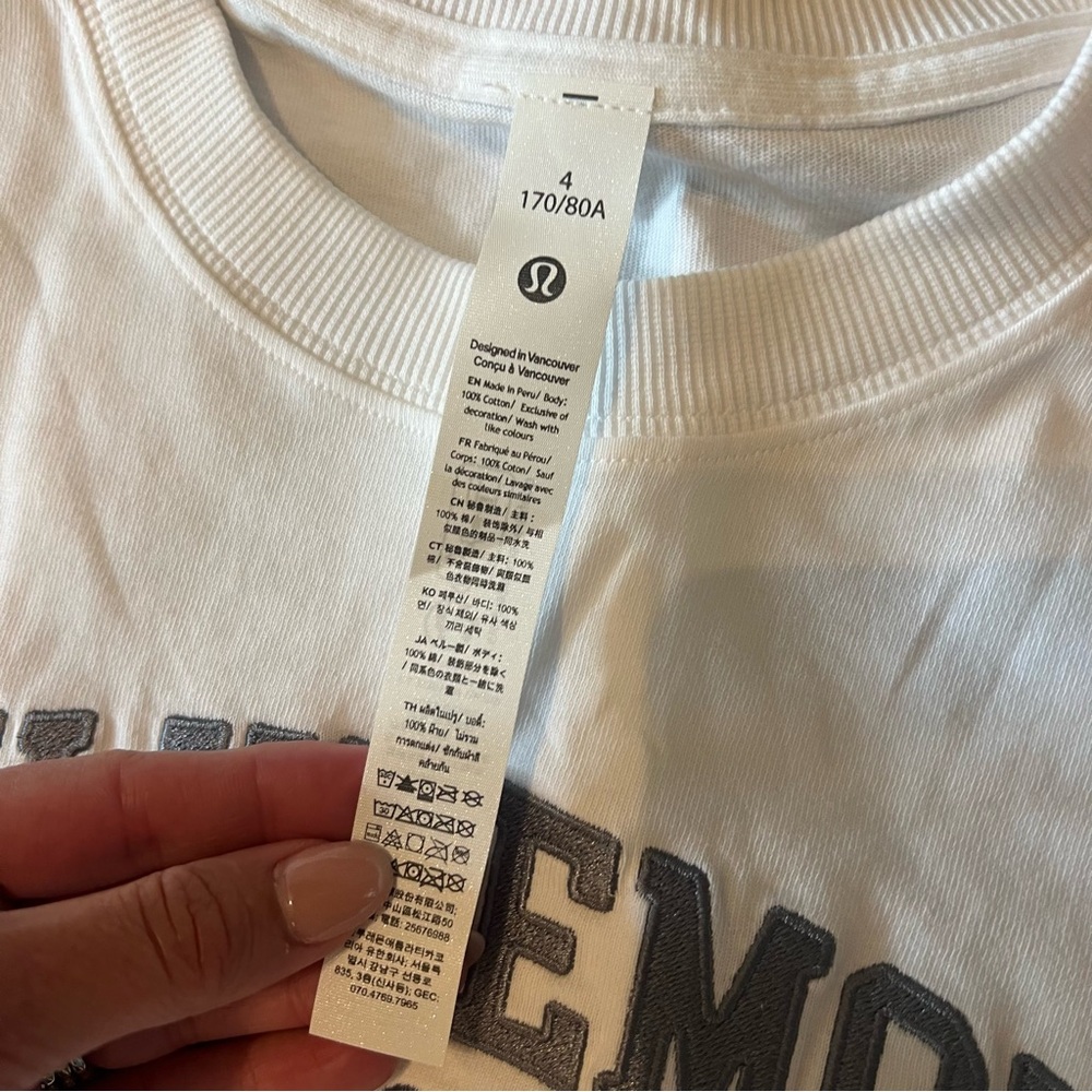 LULULEMON Relaxed-Fit Cotton Jersey Graphic Tee White Size 4 NWT - Picture 2 of 4